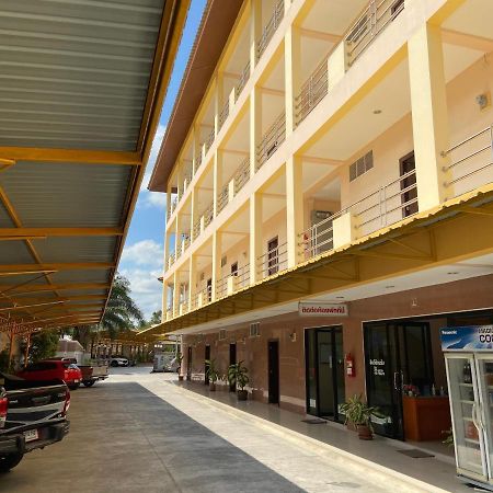 Jirasin Hotel & Apartment Ranong Esterno foto