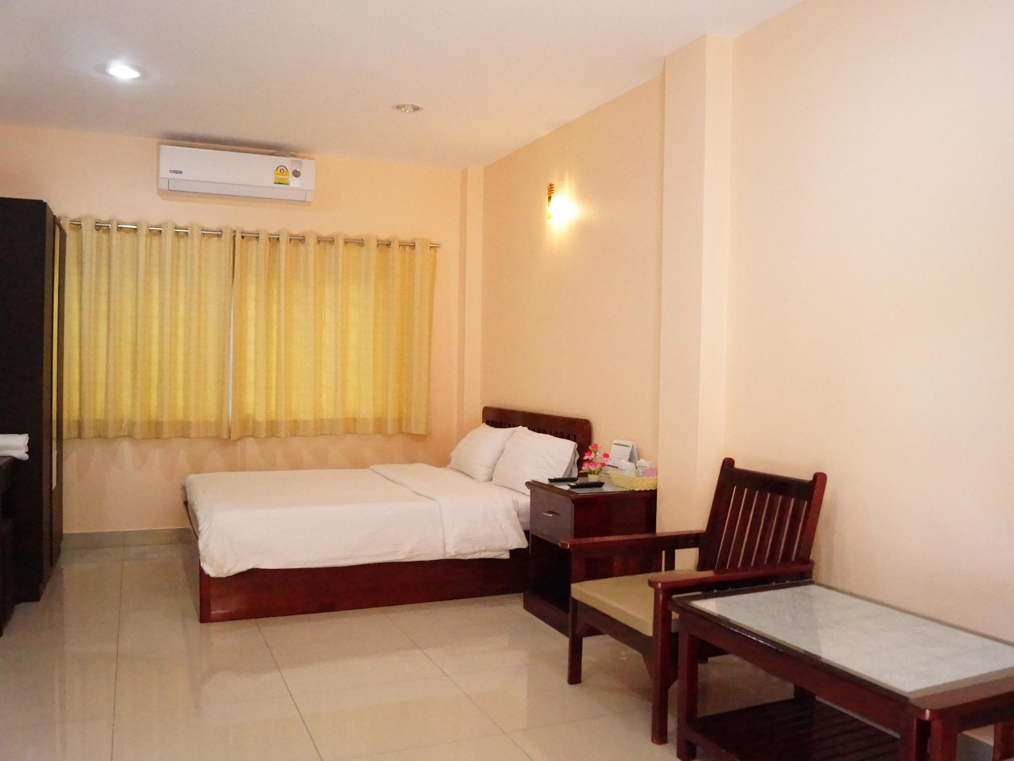 Jirasin Hotel & Apartment Ranong Esterno foto