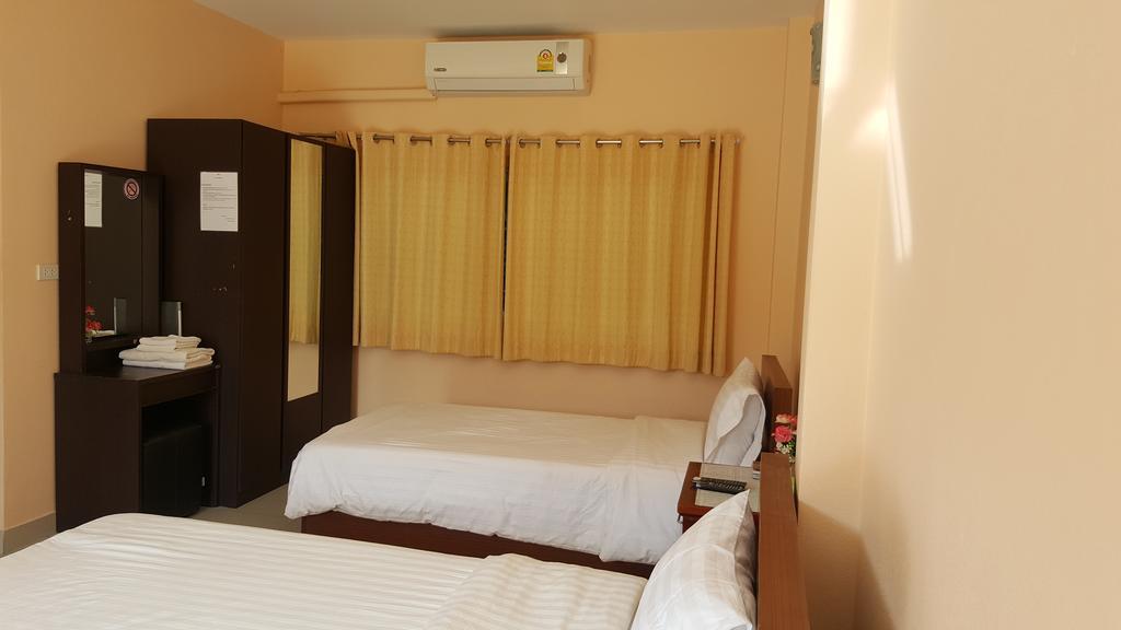 Jirasin Hotel & Apartment Ranong Esterno foto
